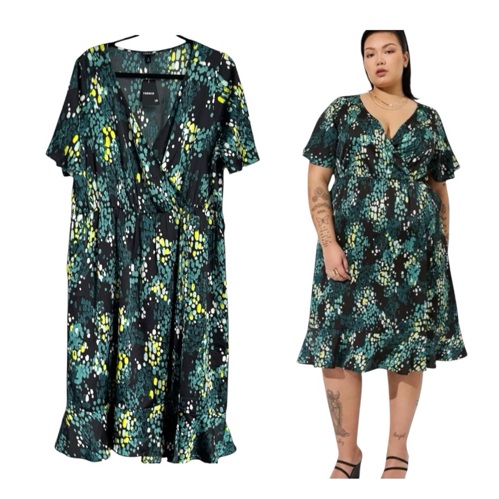 Torrid Women Midi Bubble Charm Flutter Sleeve Wrap Dotted Print Dress Sz 2X